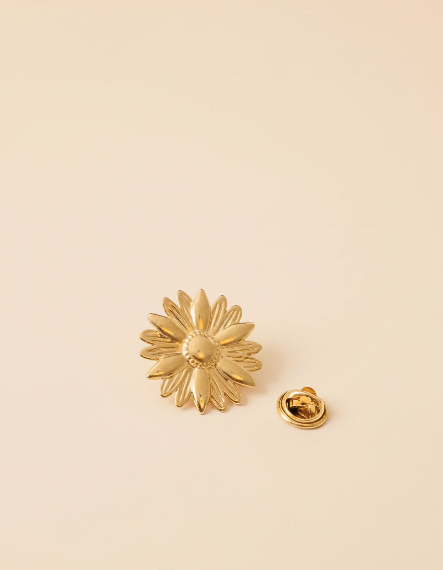 Broche Marguerite Un de ces quatre