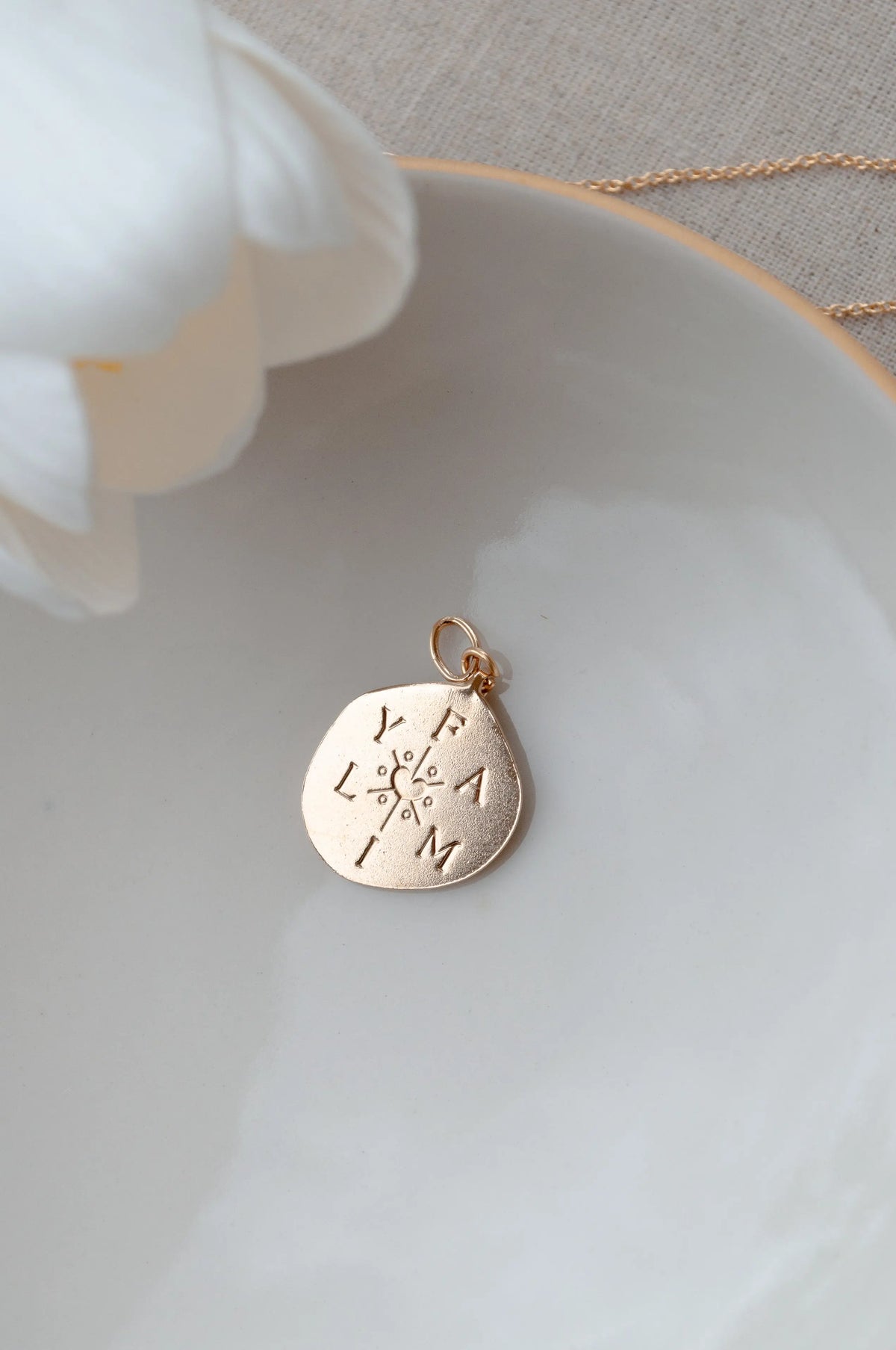 Pendentif Family Un de ces quatre