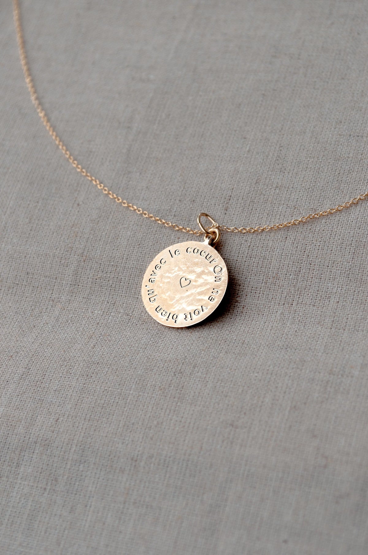 Pendentif "avec le coeur" Un de ces quatre