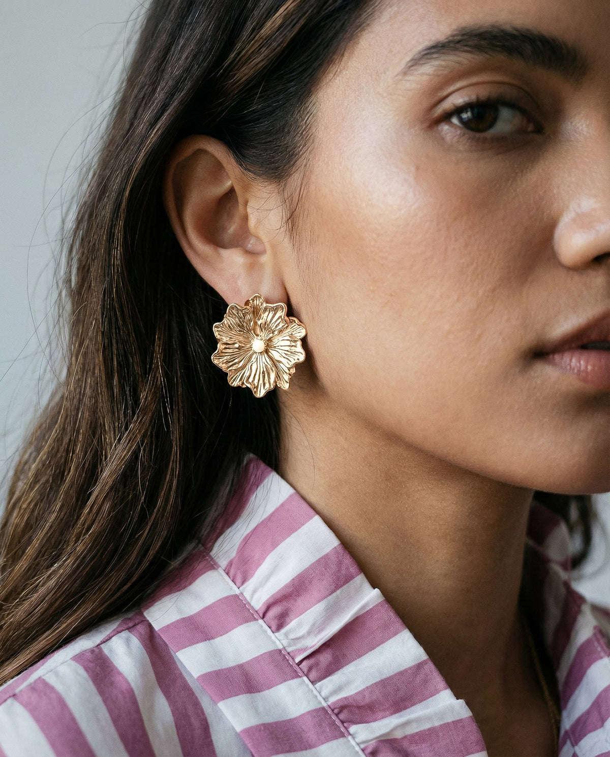 Boucles Camélia UN DE CES QUATRE 